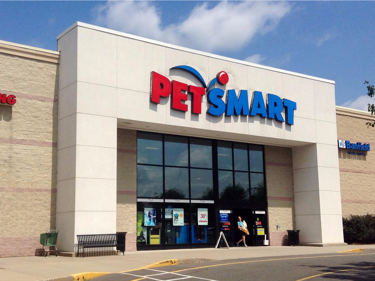 nearest petsmart to my location