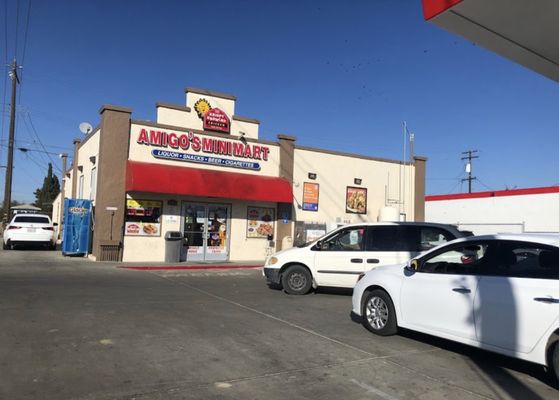 amigo mini mart