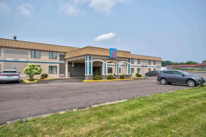 pet friendly hotels springfield ohio